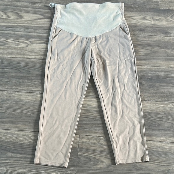 Maternity Tan Cropped Leggings with Elastic Waistband - Picture 1 of 6